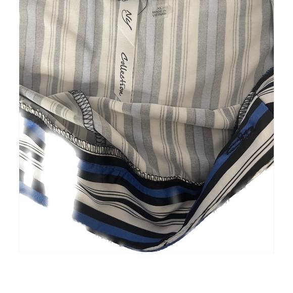 Ny Collection - Picture 3 of 3